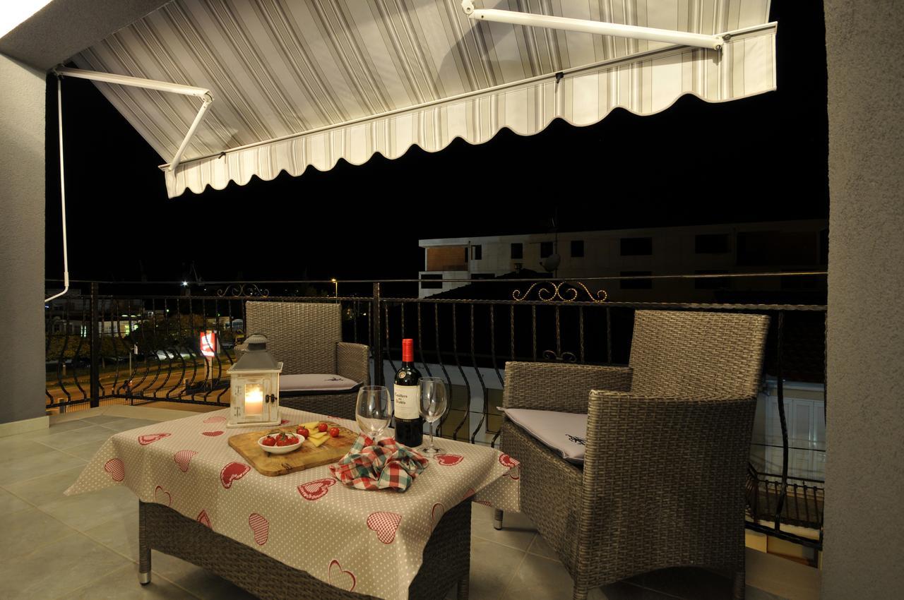 Apartments & Rooms Villa Maslina Trogir Exterior photo