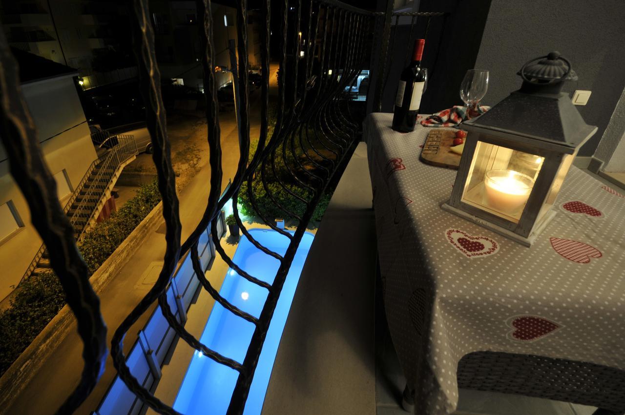 Apartments & Rooms Villa Maslina Trogir Exterior photo