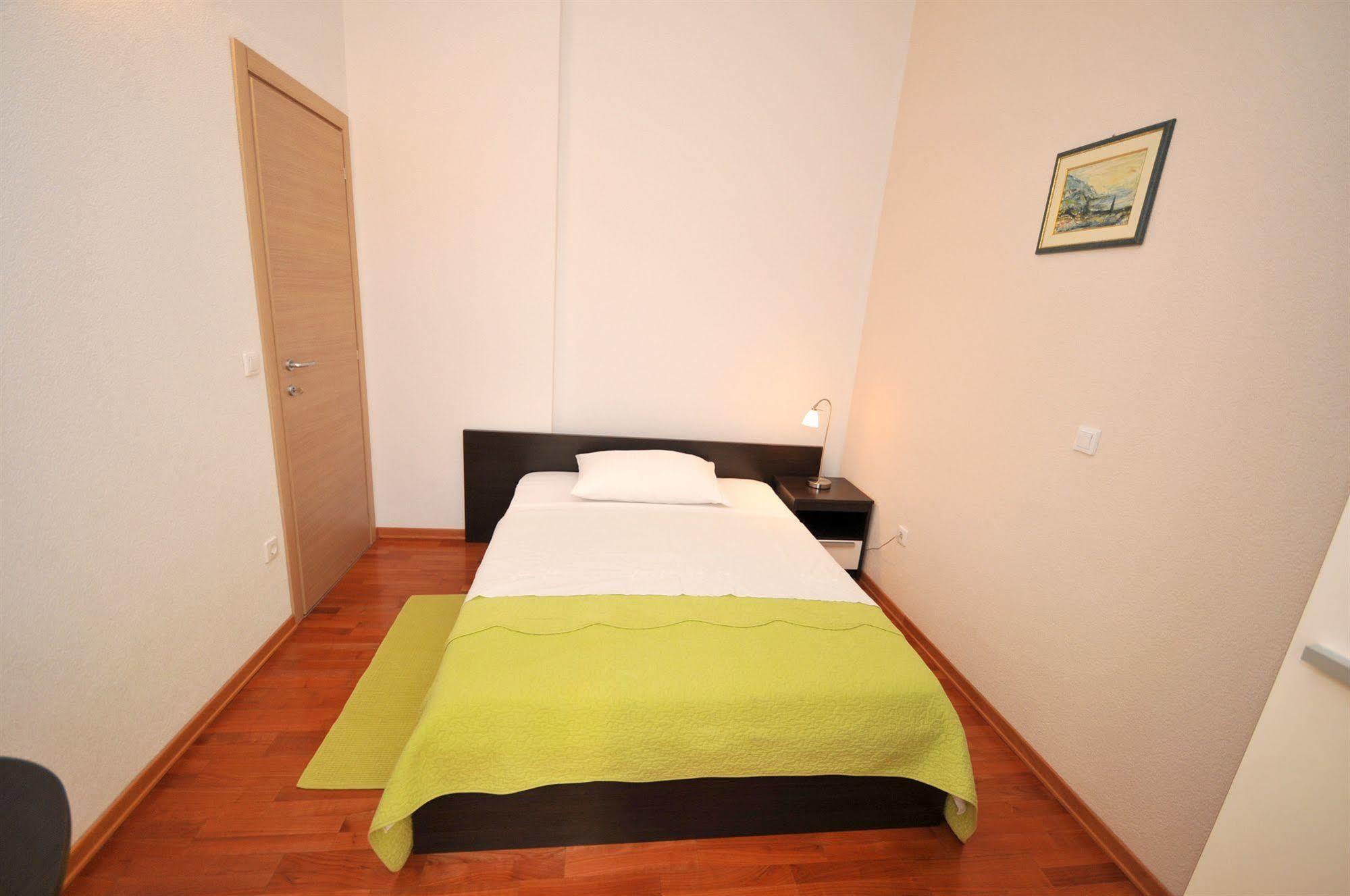 Apartments & Rooms Villa Maslina Trogir Exterior photo